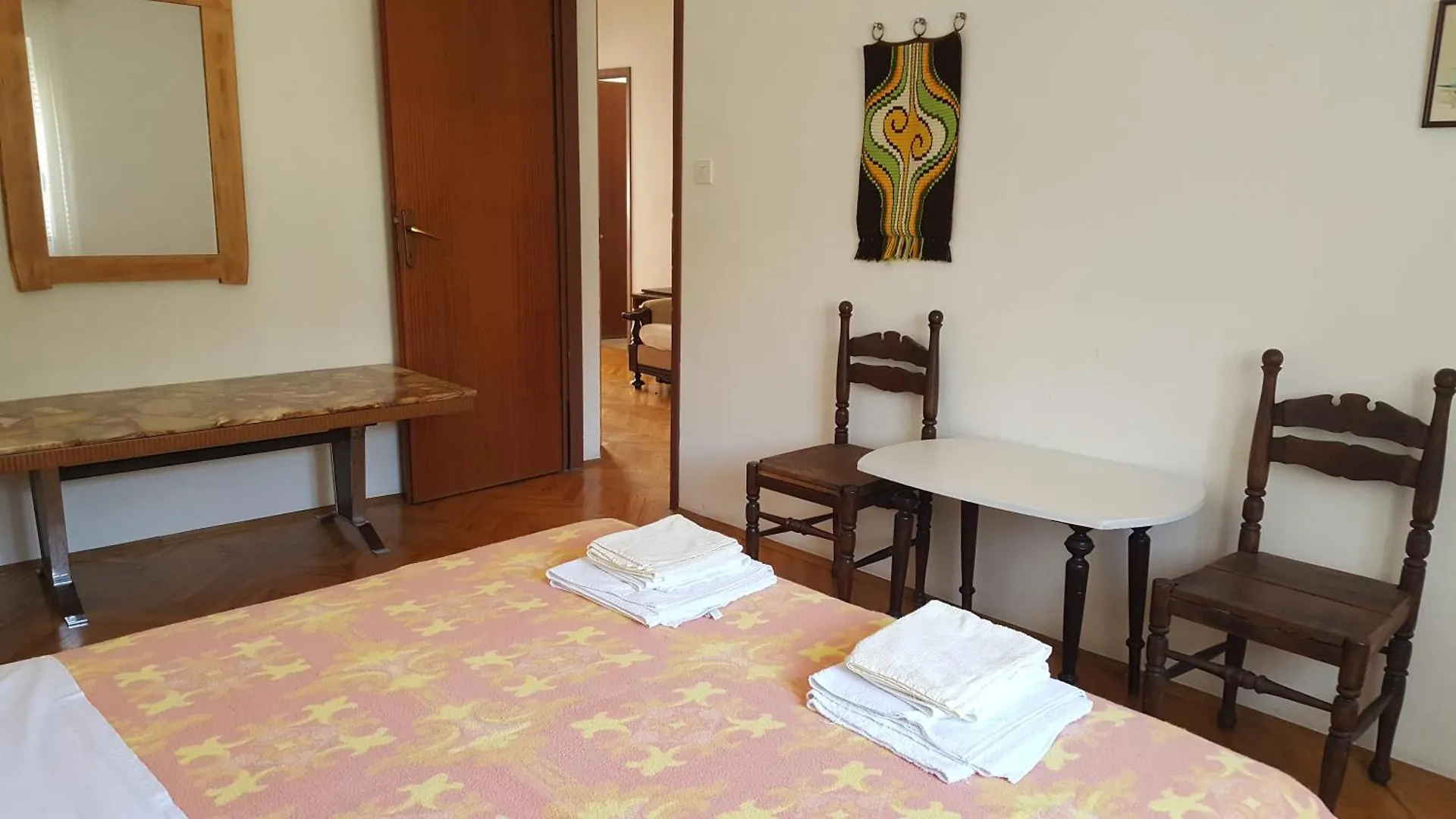Veli Brig Apartment باغ